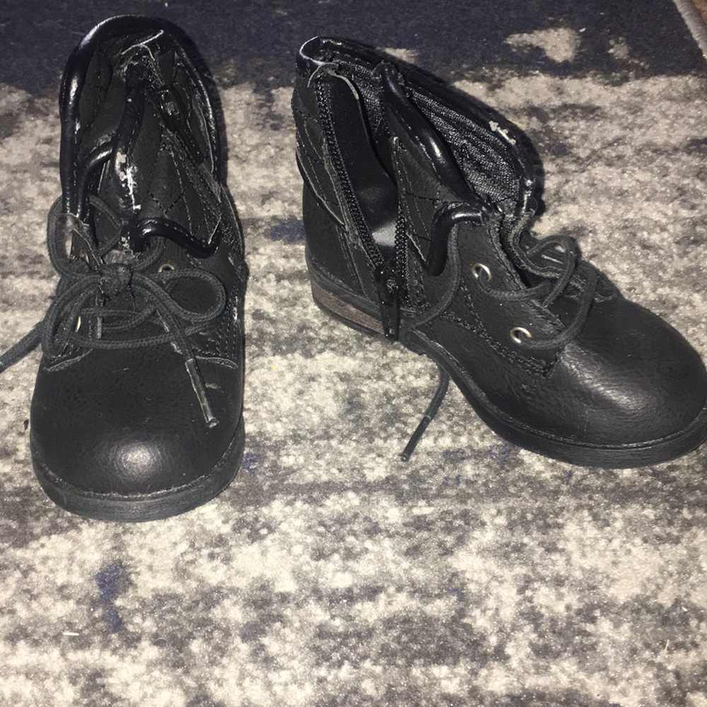 Girls boot - Picture 2 of 2